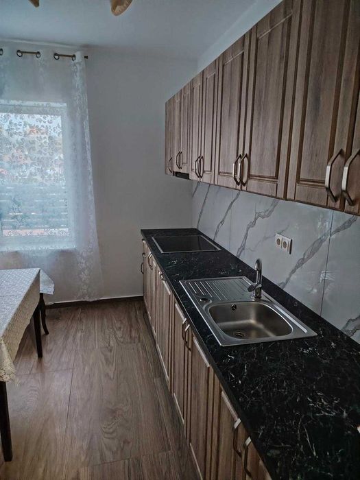 Ofer pentru inchiriere apartament cu 2 camere Piata Garii