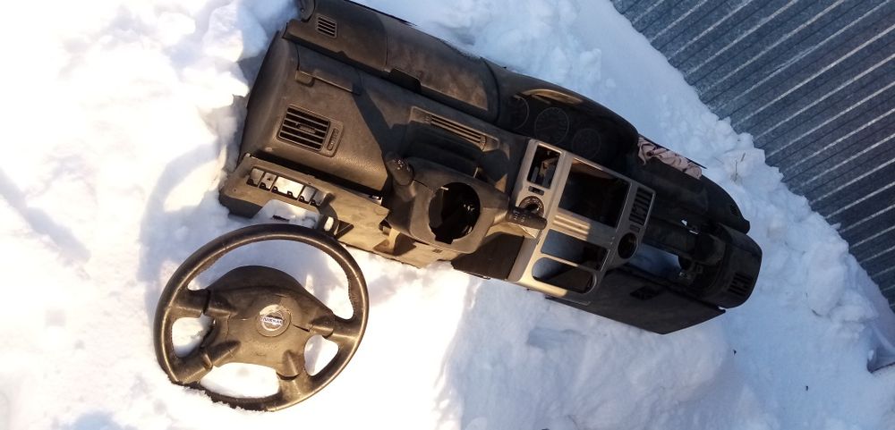 Продам запчасти от х трейл