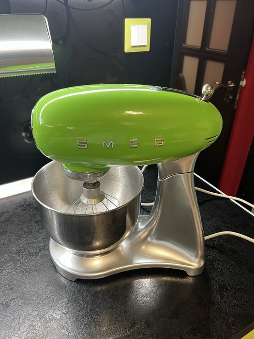 Планетарен миксер SMEG