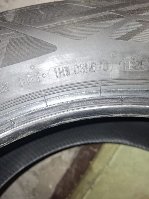 Vând cauciucuri noi Continental vara 215/65/R17 103V XL