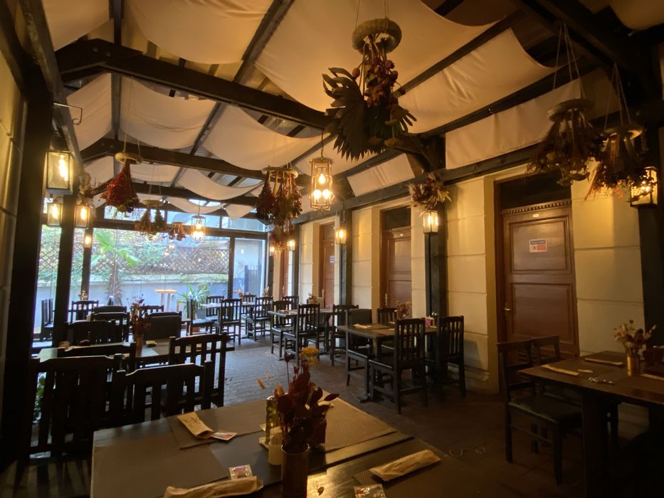 Afacere la cheie -Restaurant Costelaria,vechime 15 ani,complet functio