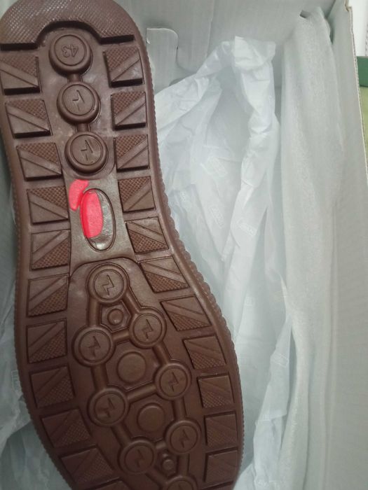 Обувь мужская.Полуботинки.коричневые.кожзам