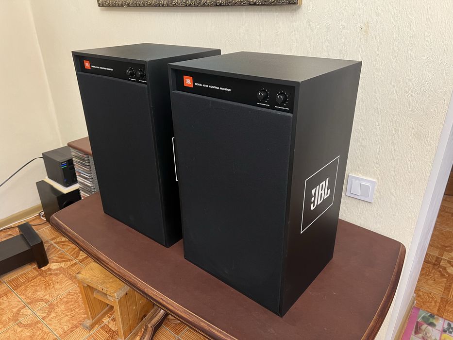 Акустика JBL 4312a