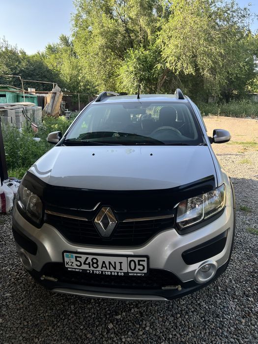 Renault sandero stepway (2018г).