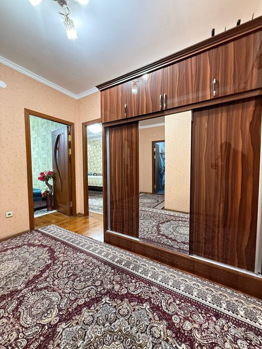 2х комнатная квартира с балконом, Мирабадский р-н, Глинка