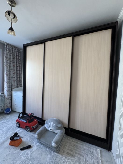 Шкаф купе в отличном состоянии