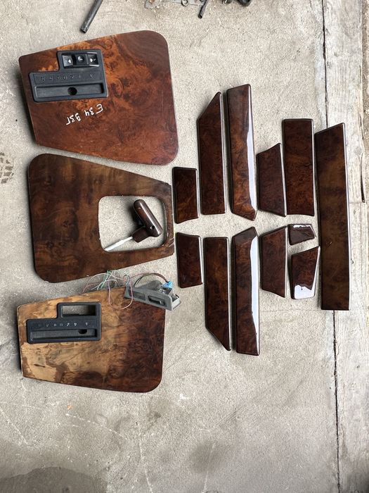 Дерево в салон  на бмв Е34 акпп и мкпп