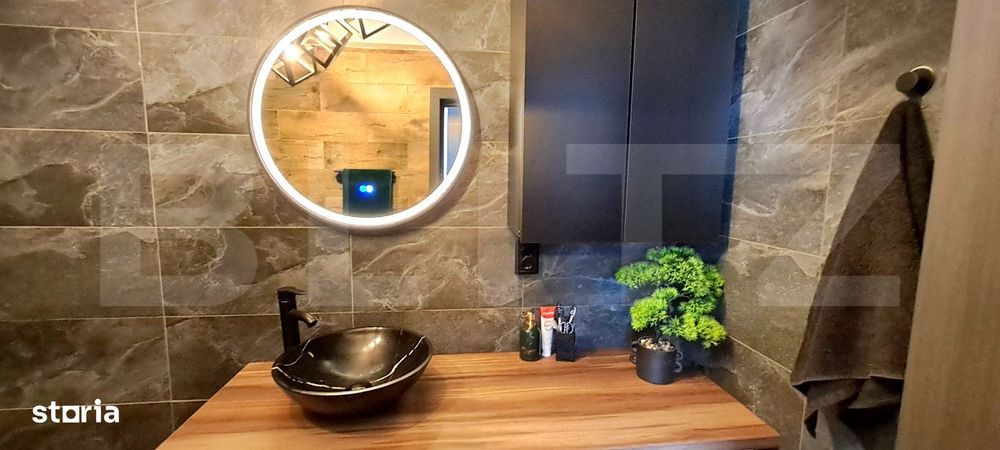 Apartament cu 3 camere, 50 mp, la etajul 2, cu balcon, in zona Tineret