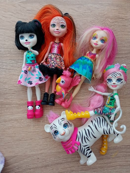 Barbie disney enchantimals  kinder