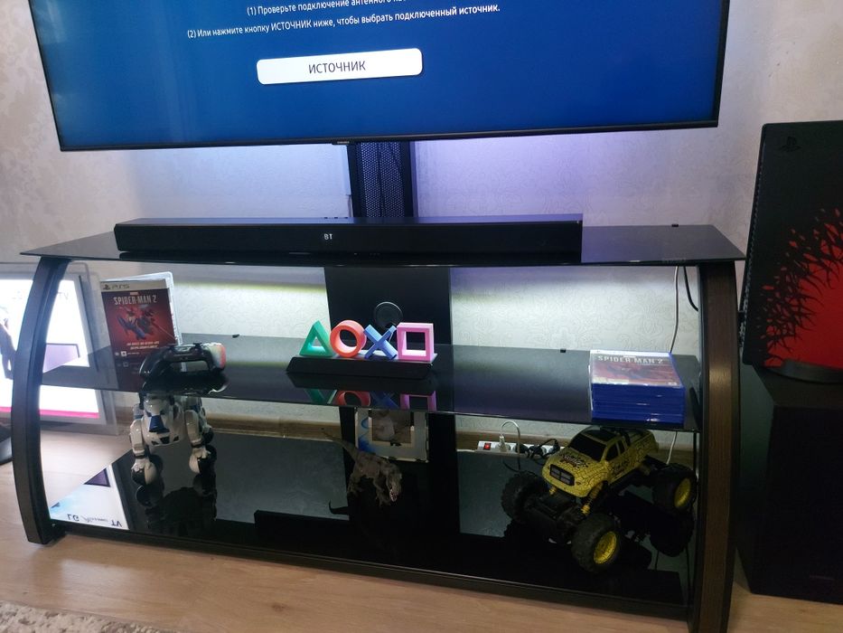 Тумба-стойка под  телевизор MART