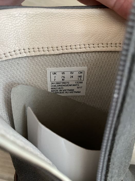 Ботушки Clarks #24