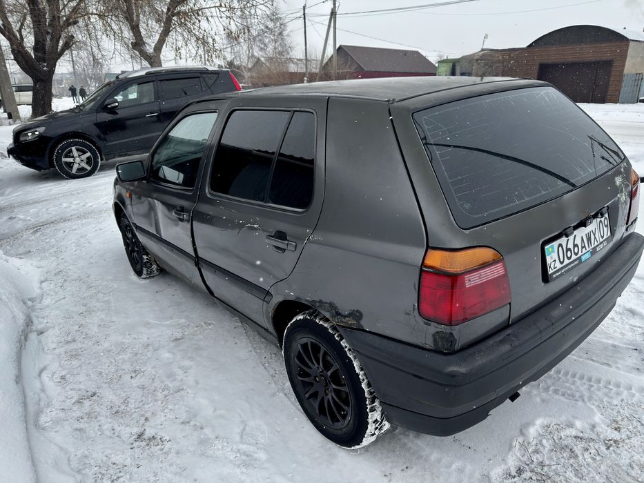 Продаю Гольф 3 1993