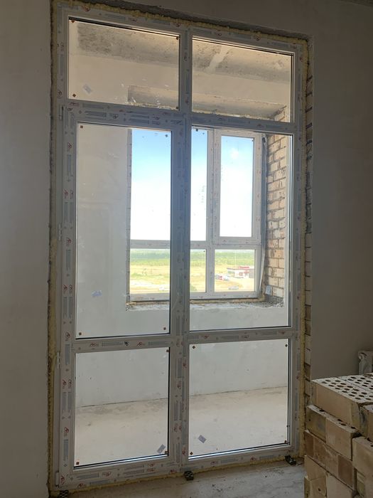 Продается новый балконный блок 275*160