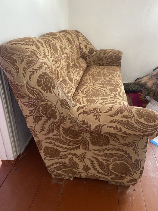 Продам диван и кресло