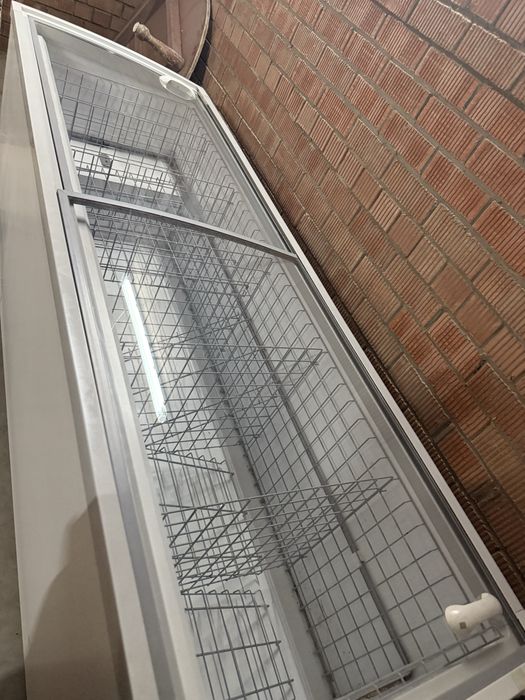 Продам холодильник