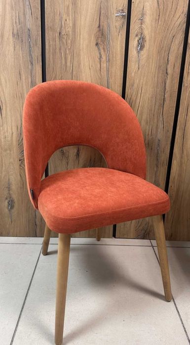 Продам стул дерево