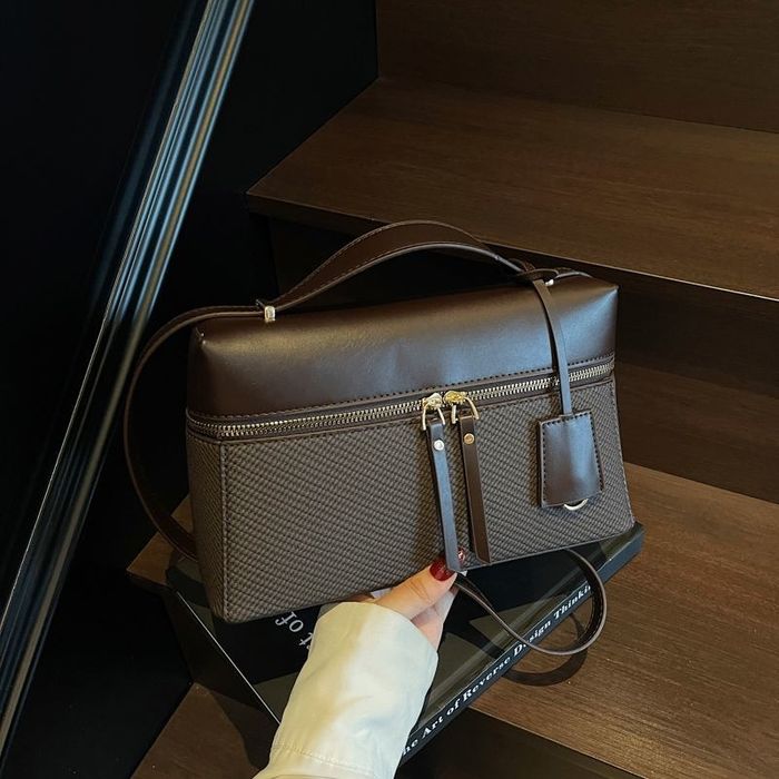 Модные сумки, минимализм