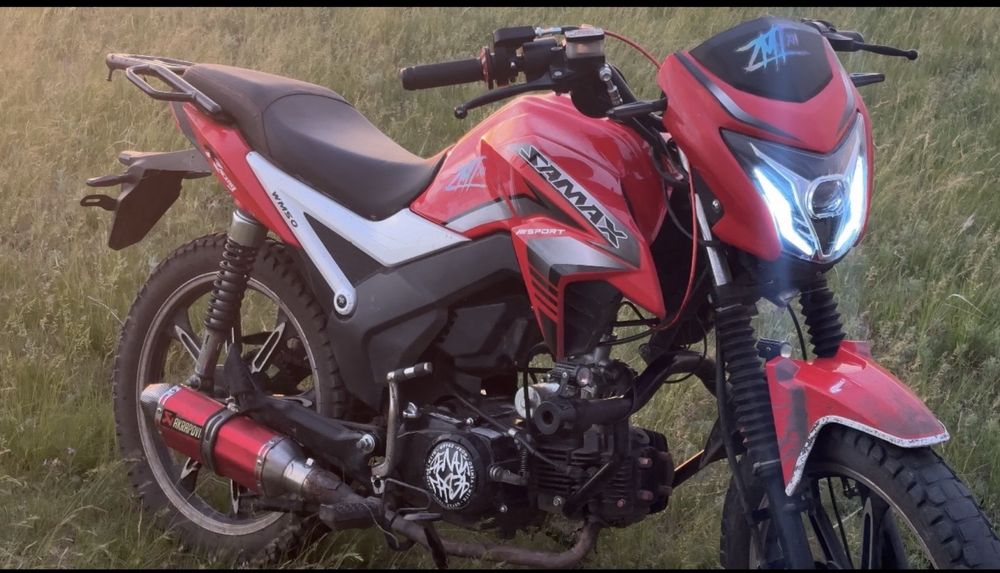 Продам мопед Alpha SA Max 125 в отличном состоянии + Шлем