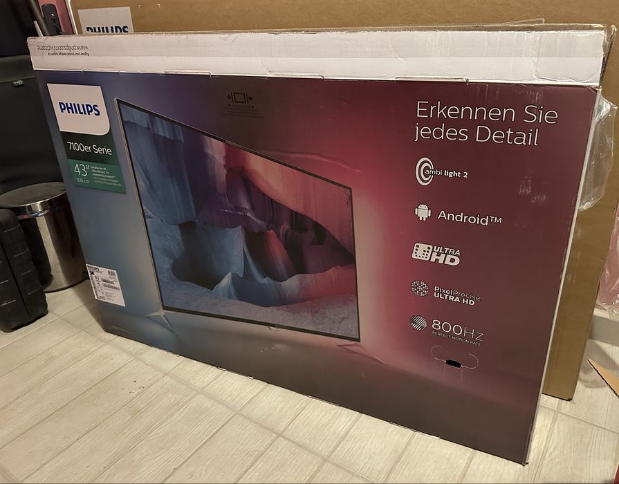 Телевизор Philips 4K 43  инча