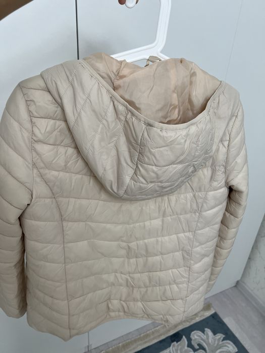 Женская куртка.