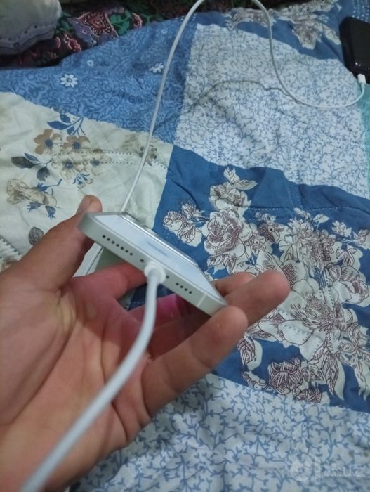 Iphone xc max 17 pro max qilingan