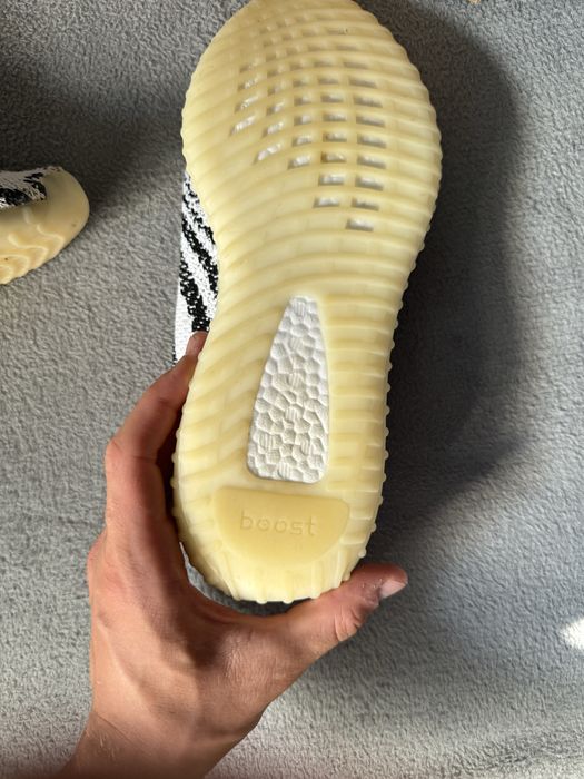 Adidas yeezy boost zebra