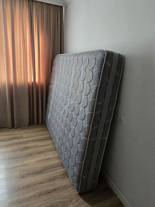 Продам  матрас  модель Элит