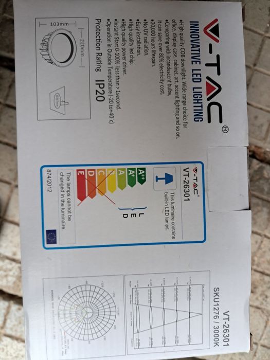 Мощна LED таванна лампа за вграждане V-TAC