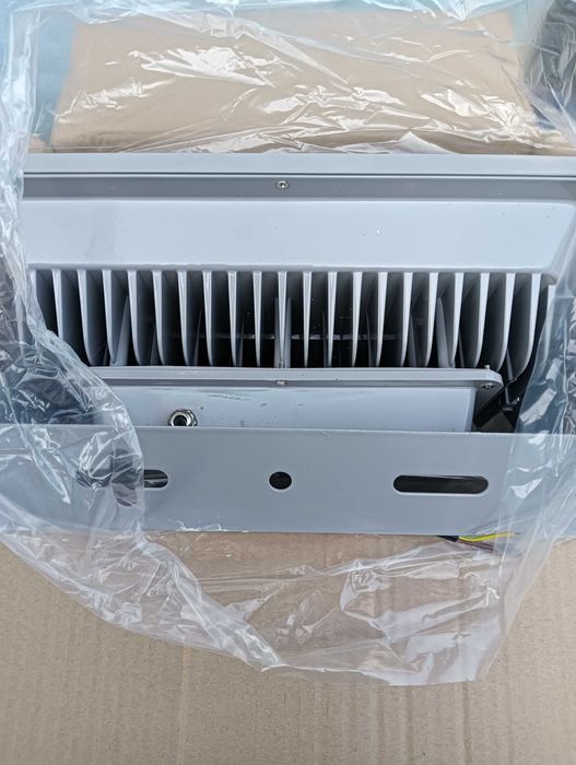 Proiector LED SIRIUS  200W cu lumină Alb Rece 220V 4x50W