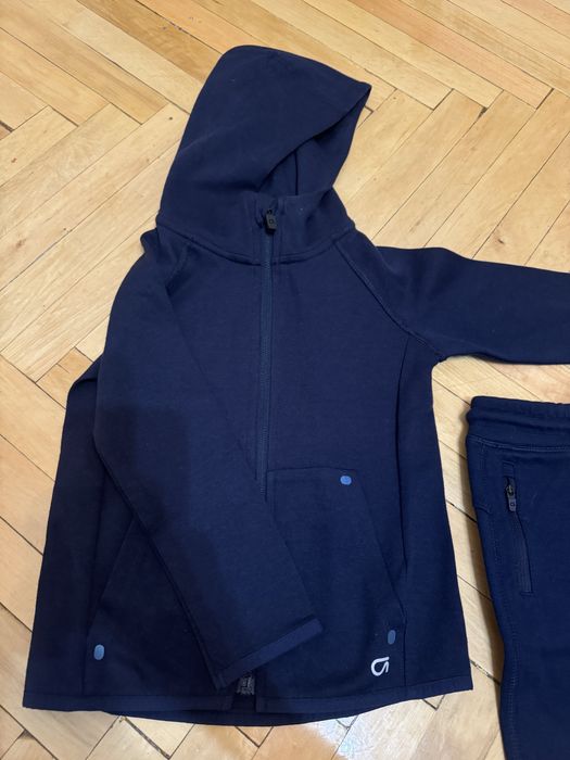 Костюм на мальчика 2-3 года