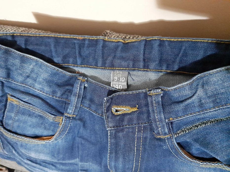 Blugi baieti marimea 140