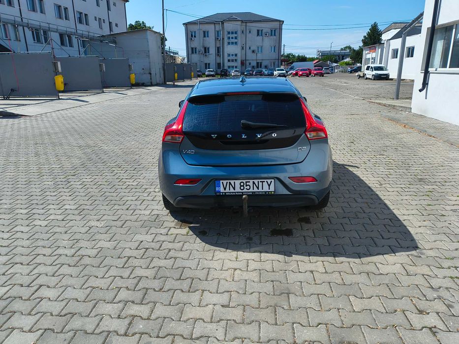 VOLVO V40 2014 — imagine 5