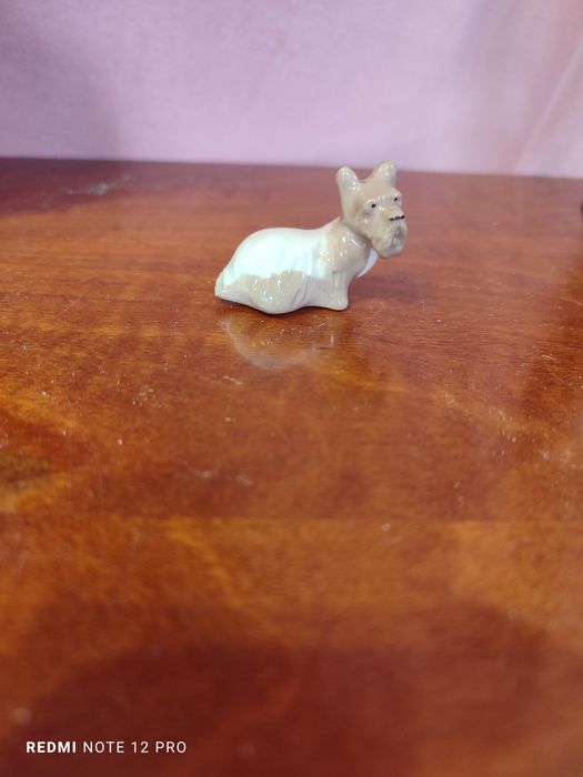 Статуэтка. Антикварная.