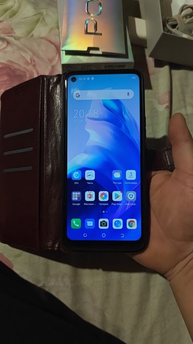 Продаю телефон техно