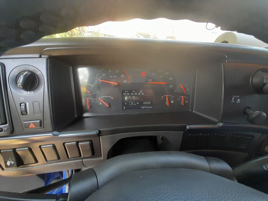 Vand cuplaj mega :  cap tractor volvo si semiremorca krone