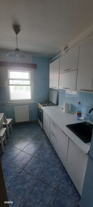 Campina - ultracentral - ap. 2 cam - 350 Euro/Luna