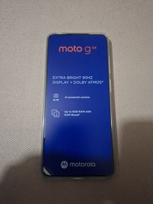 Моторола g 04 чисто нов