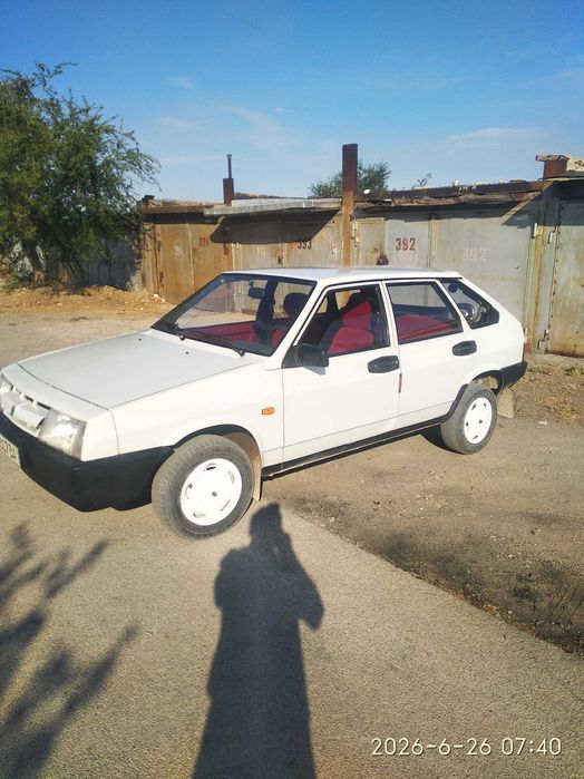 Автомобиль ваз 2109