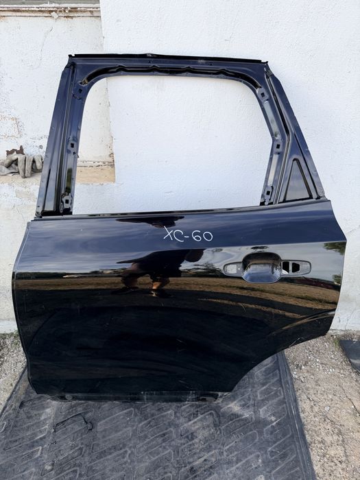 Задна лява врата за Volvo XC60 Волво ХЦ60  2017-2022г 2бр