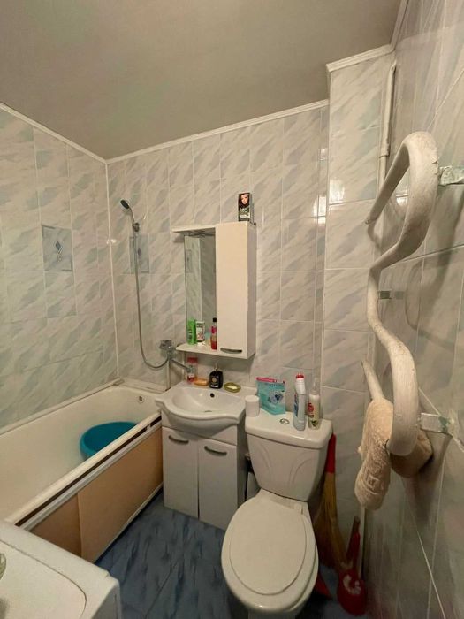 1 комн кв район Народных окон