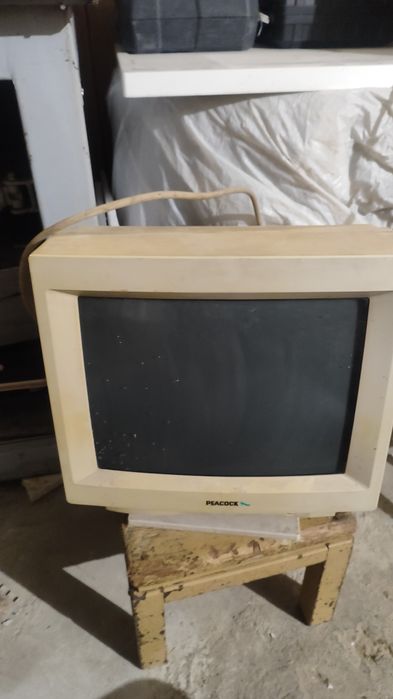 Монитор Peacock - работещ до последно.