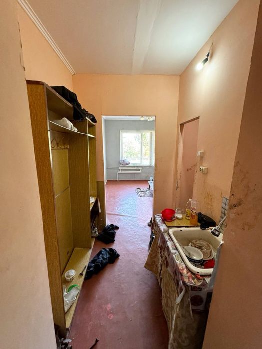 Срочно 1х 9микрарайоне Мала семейка АТС Прадаётся