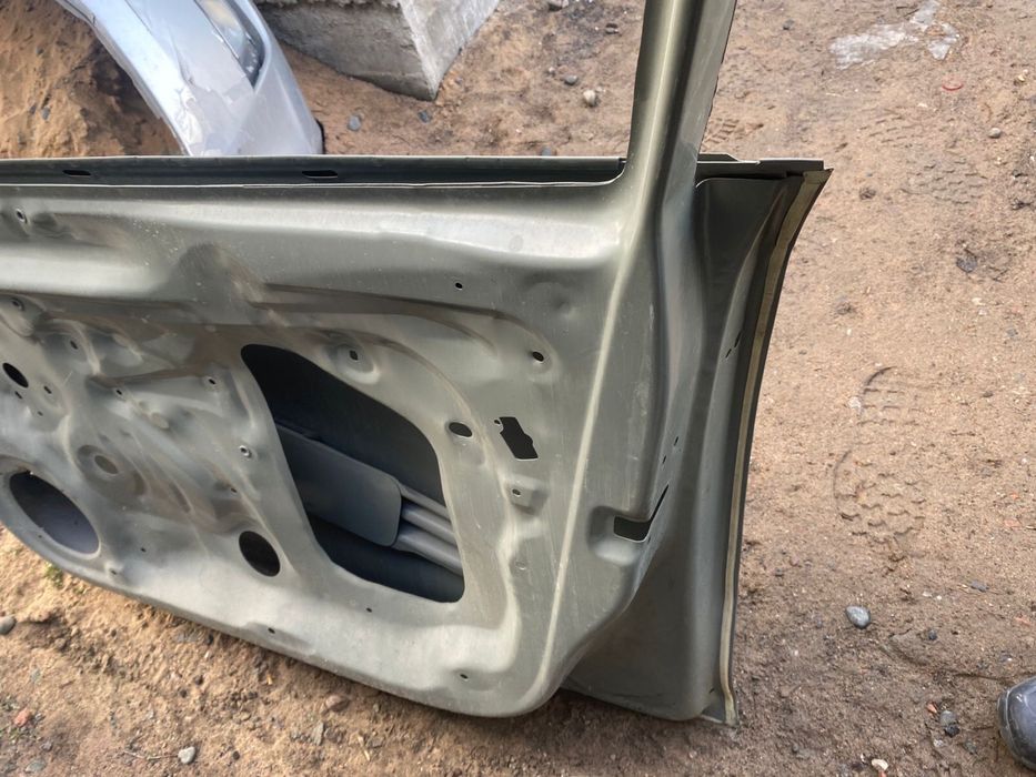 Передний правый дверь POLO 2021