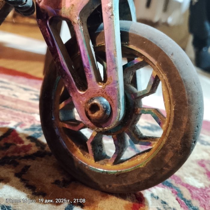 Продам трюковой самокат