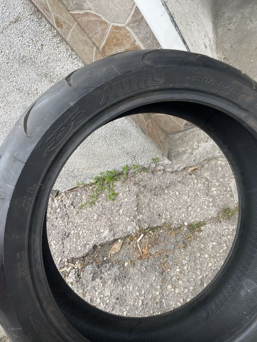 Мото гума в добро състояние