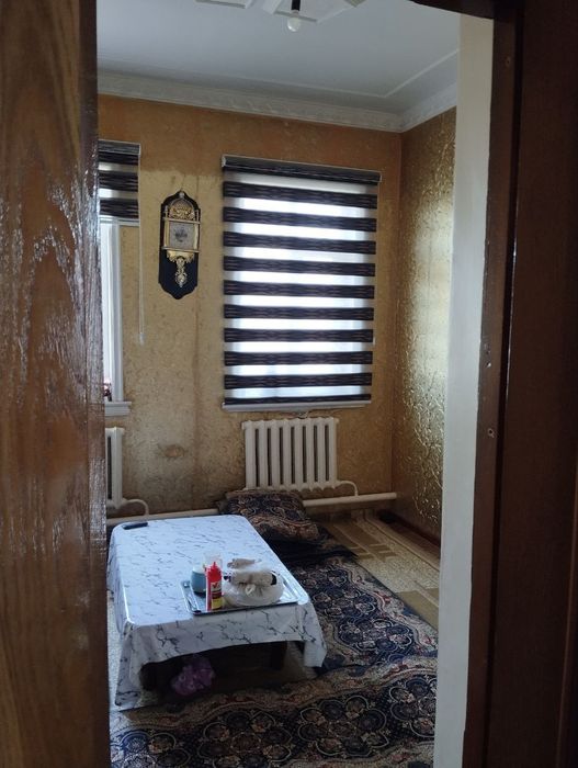Hovli sotiladi 12 sutiq