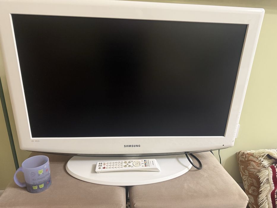 Продам телевизор