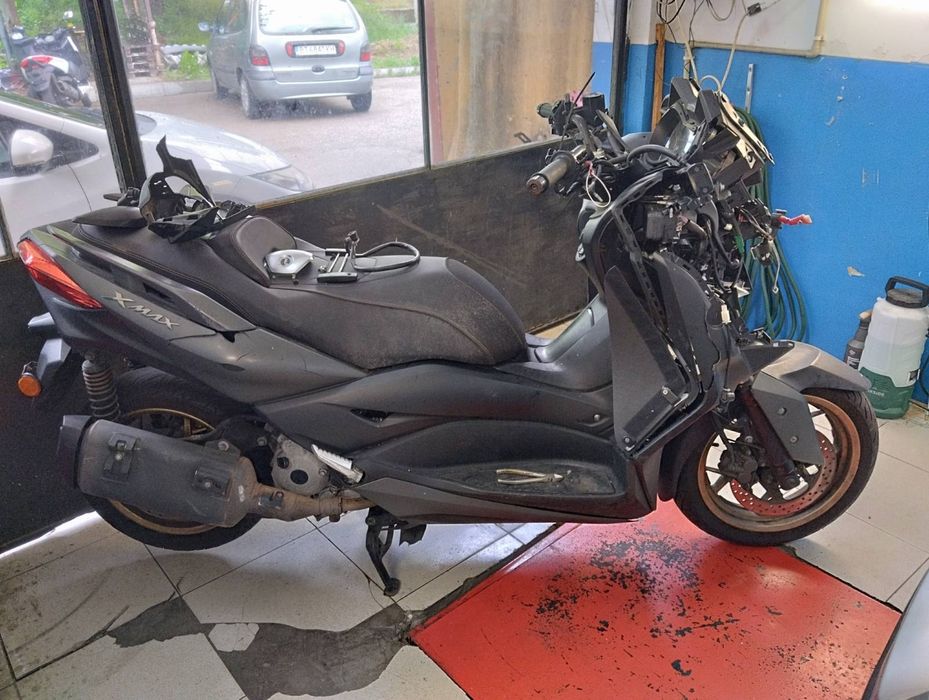 Скутер Ямаха Х-Мах(Yamaha X-Max 400i,300i,250i,125i)-на части