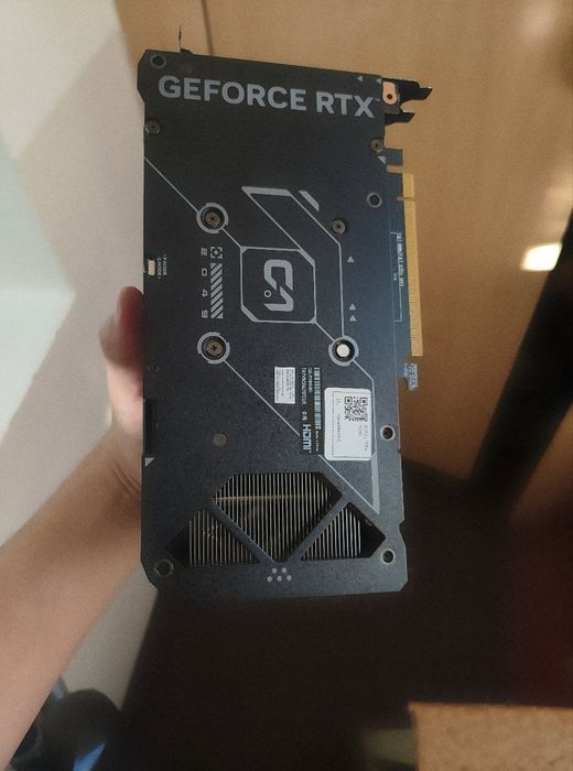 Asus RTX 5060 DUAL