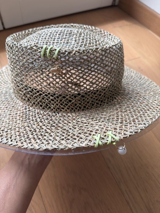 Дамска шапка за лятото